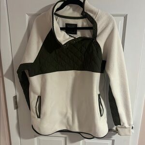 A&F White and Green Quilted Pullover